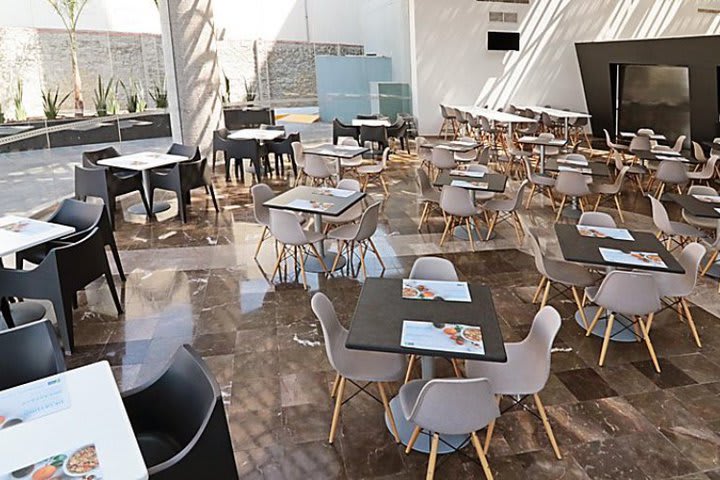 Interior del salón de desayunos