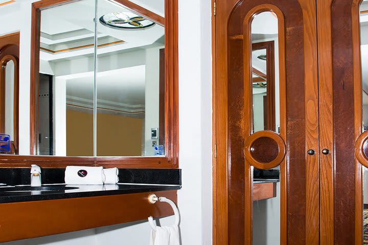 Bathroom in the presidential suite