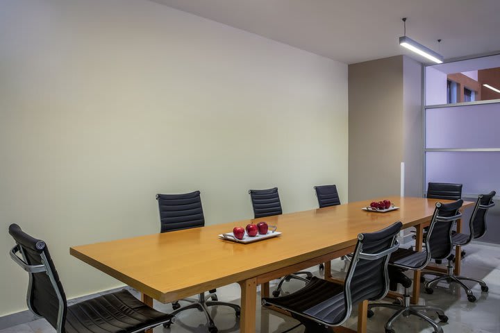 The property has 3 boardrooms