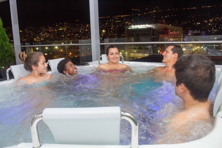 Disfruta del jacuzzi