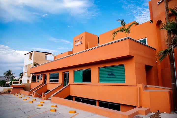PriceTravel - Viaja fácil, sin pretextos