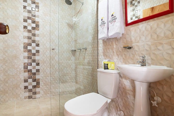 Baño de una habitación