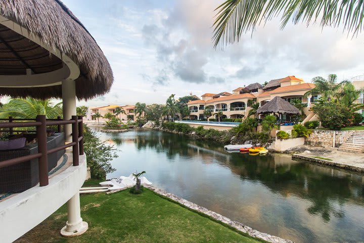 The hotel has lagoon view