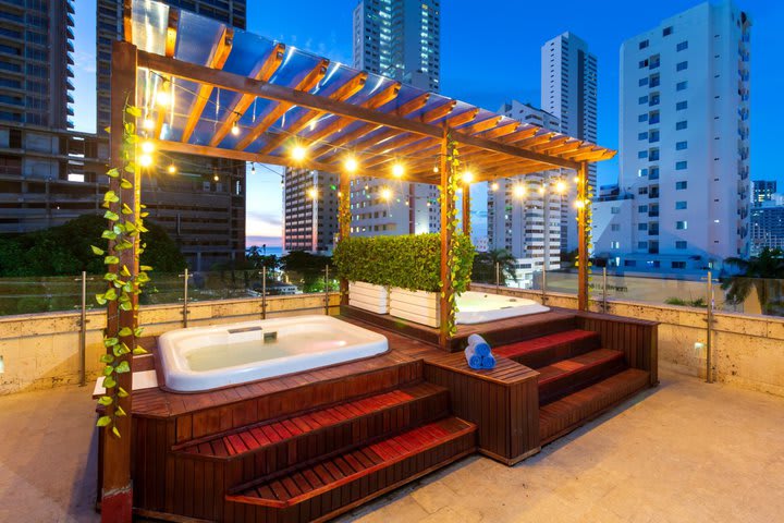 Jacuzzi en la terraza