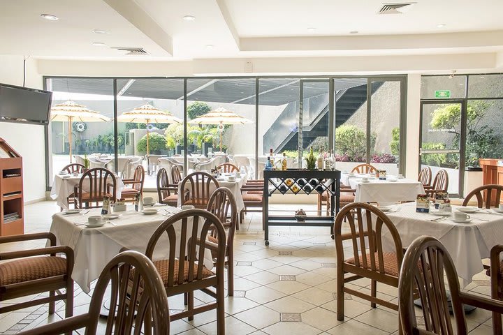 El restaurante cuenta con terraza