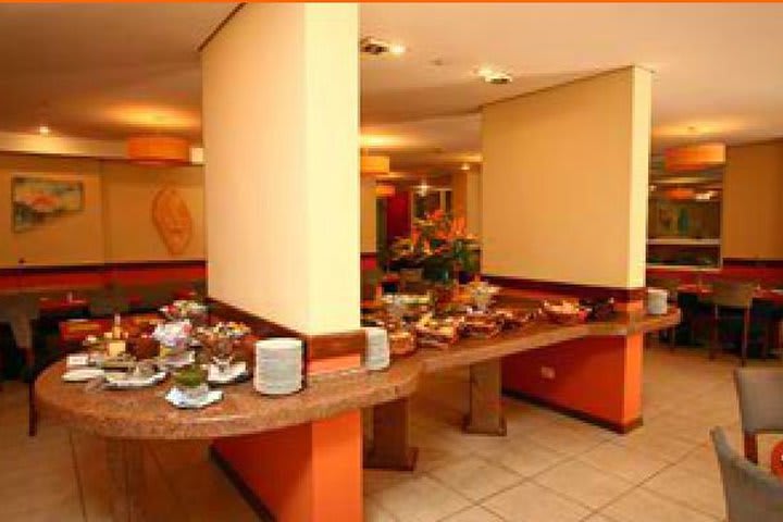 Enjoy breakfast at Riema Paulista Classic Flat