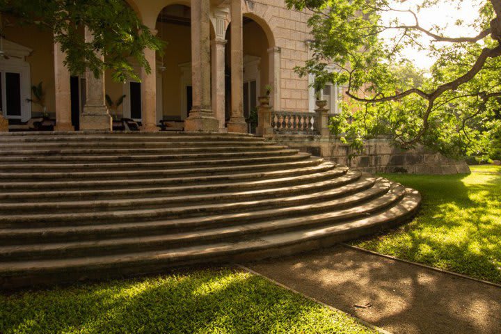 17-century style hotel