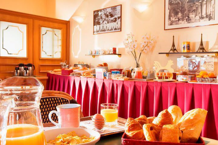 Barra de desayunos en el Timhotel Tour Eiffel