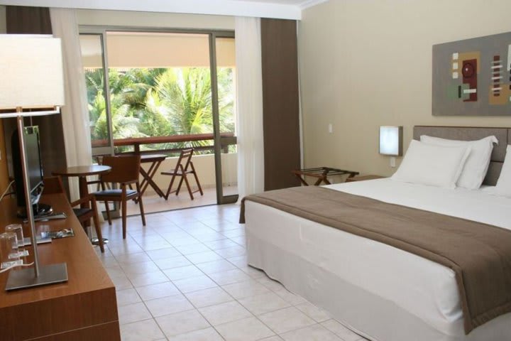 Hotel Vila Gale Eco Resort do Cabo has 300 guests rooms