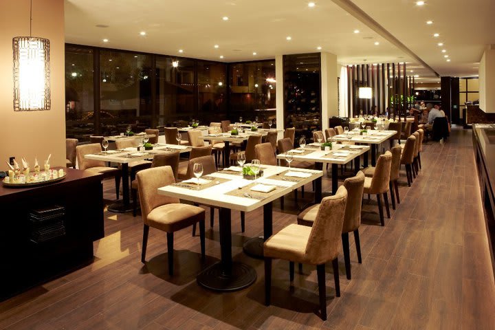 Cassis restaurant and wine cellar