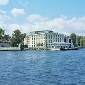 Shangri-La Bosphorus, Istanbul