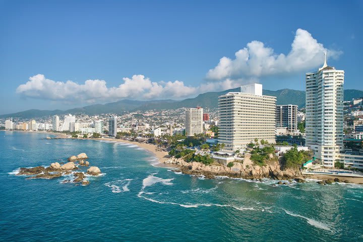 Hotel frente a la playa