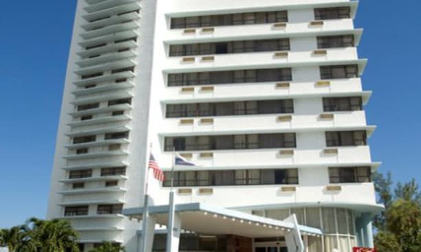 Howard Johnson Plaza Miami Beach North