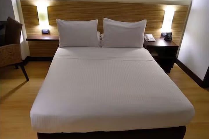 Double Room, 1 Double Bed