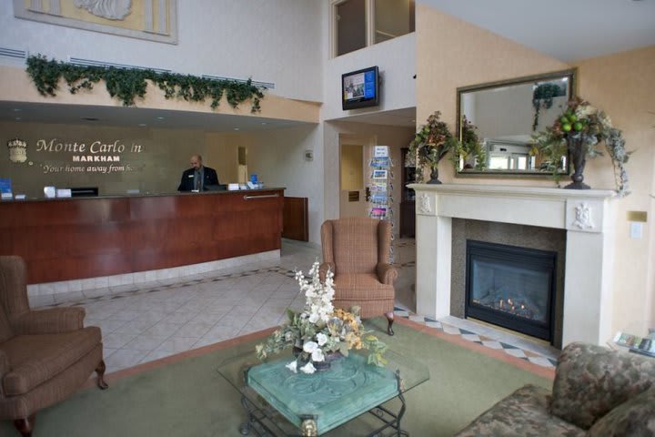 Front desk at the Monte Carlo Inn Toronto in the city of Markham