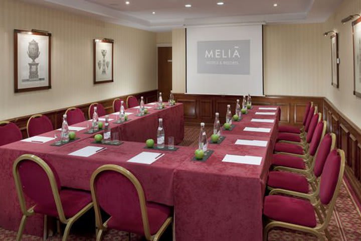 Salón de conferencias del Meliá Vendôme Boutique Hotel