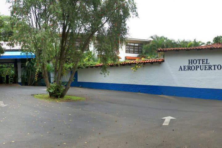 Aeropuerto Hotel SJO Airport