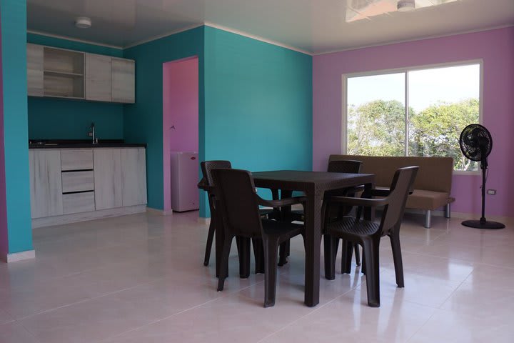 Comedor apartamento 202