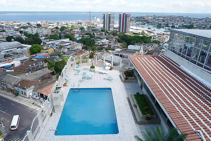 Alberca del Hotel Mônaco en Manaus