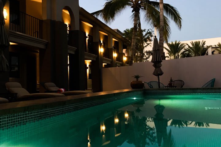 Night view of the pool