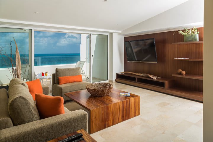 Sitting area in a suite