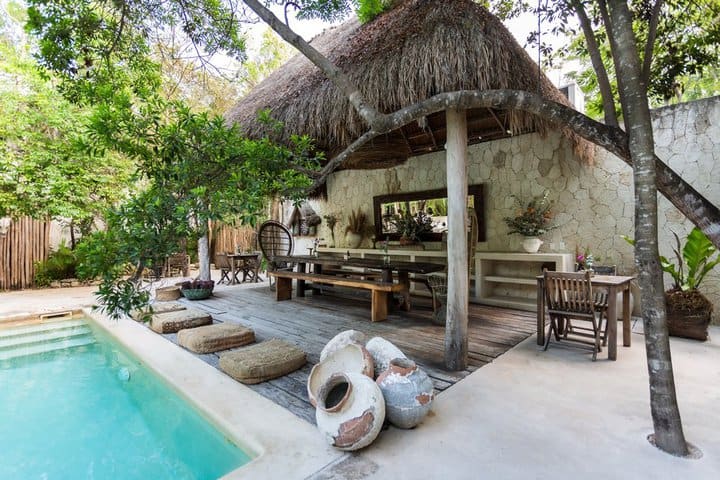 Outdoor sitting area by the pool