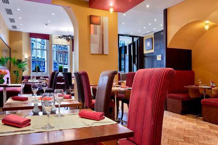 Restaurante The Carnaby en el Courthouse DoubleTree by Hilton, hotel de negocios en Londres