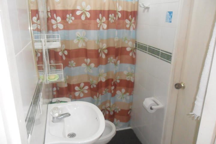 Baño de una habitación