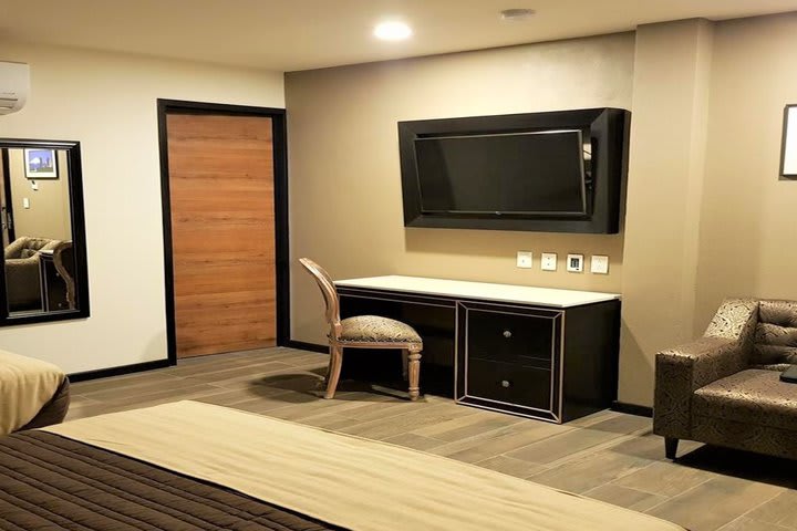 Accommodations are equipped with cable TV