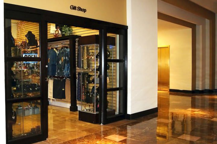 El Sheraton Downtown en Orlando tiene una tienda de regalos