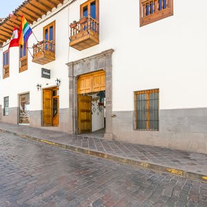 Selina Plaza De Armas Cusco