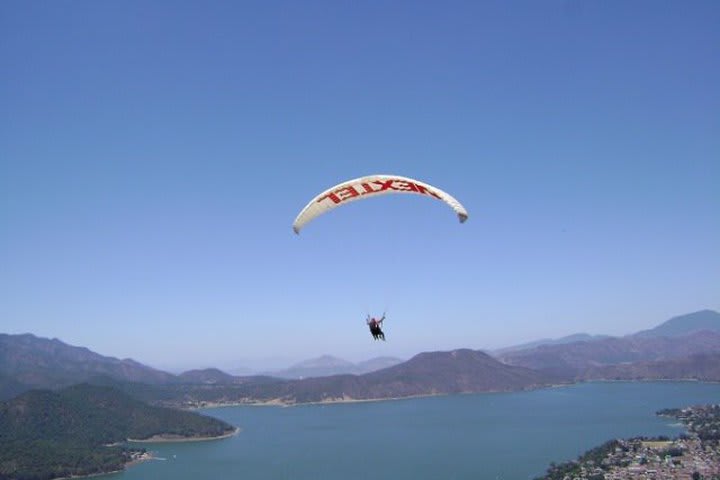 Paragliding is available (for an extra charge)