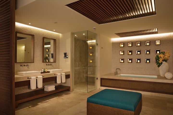 Large bathroom for your comfort