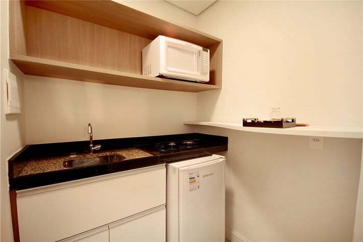 Apartments at the Adrianopolis Manaus hotel have equipped kitchen
