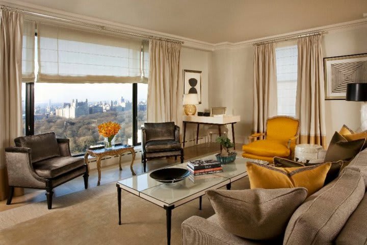 Habitación de lujo del hotel The Carlyle, A Rosewood en Nueva York