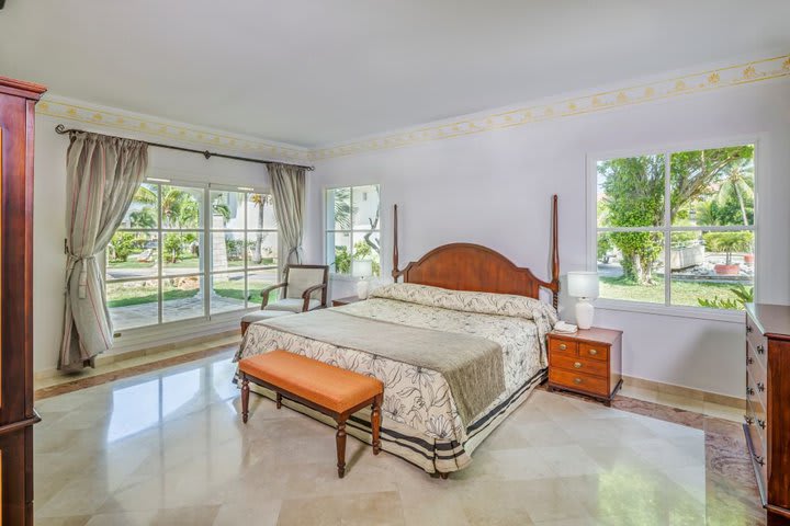 Master suite - Royal Service