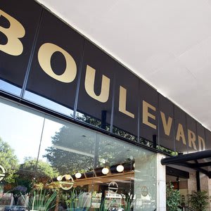 Hotel Boulevard Plaza