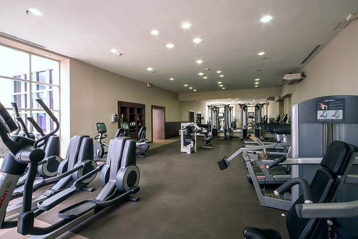 Use of the fitness center included for guests