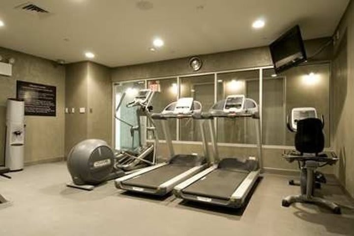 Gimnasio del hotel Hampton Inn SoHo en Nueva York