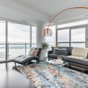 Sky Home with Stunning View of Toronto and Lake Ontario