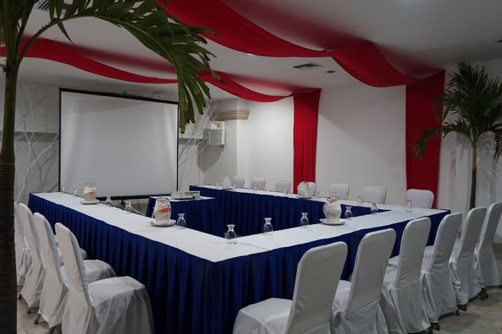 Rubí meeting room