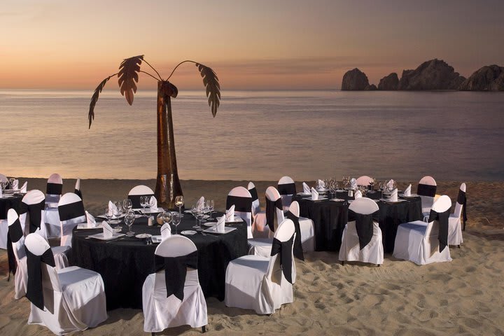 Events can be celebrated on the beach at the Pueblo Bonito Rose hotel in Los Cabos