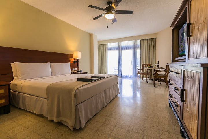 Img - Superior king vista al jardín