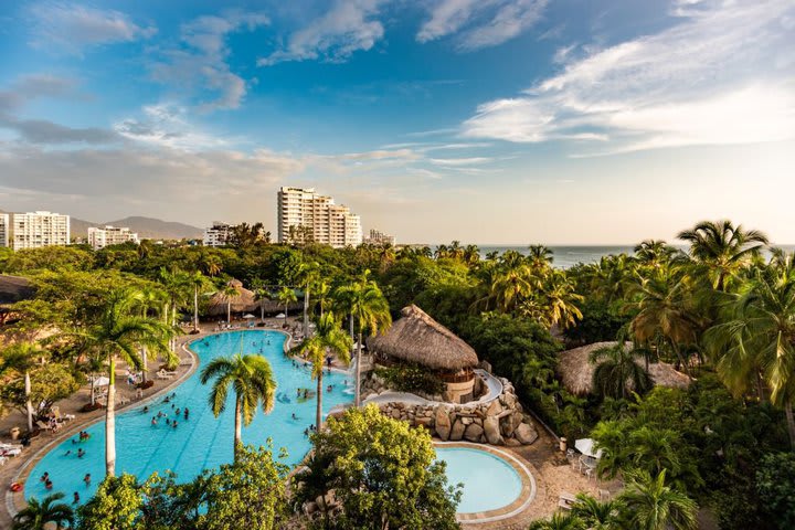 Vista aérea de la piscina