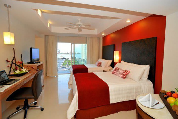 Superior ocean view room at Emporio Veracruz hotel