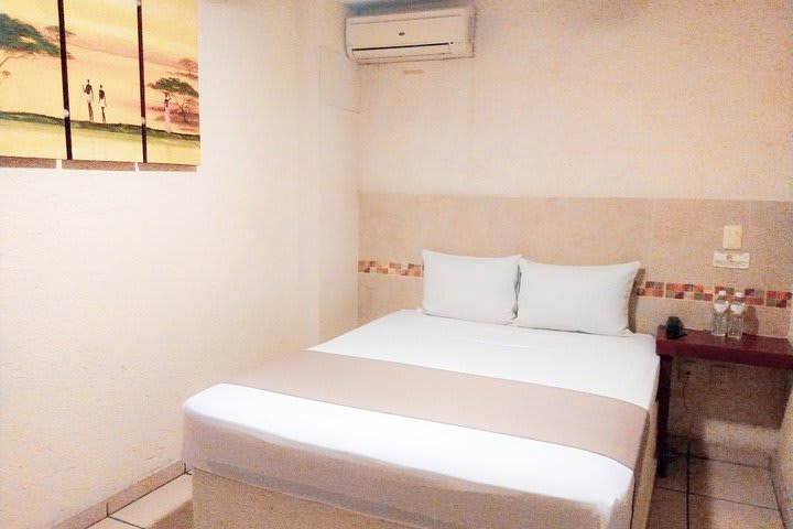 Guest rooms equipped with air conditioning