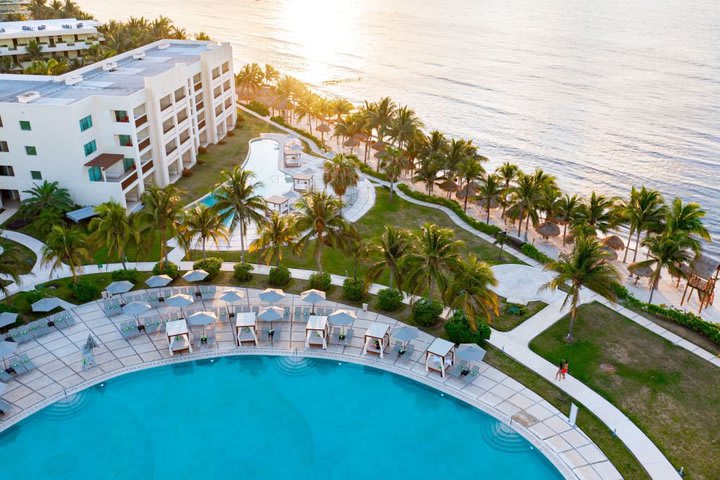 Panorama of a pool and the beach