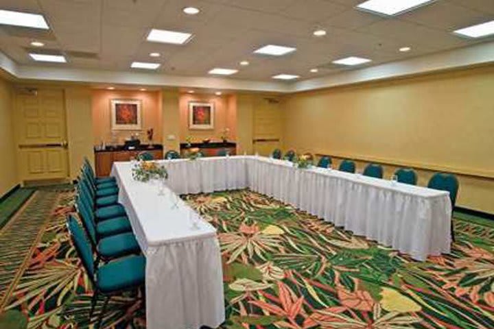 Meeting room at the Hampton Inn Tropicana