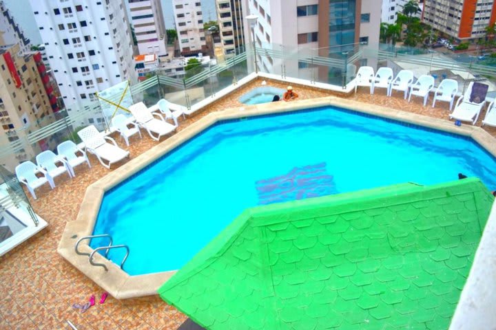 Aerial view of the pooland the Jacuzzi