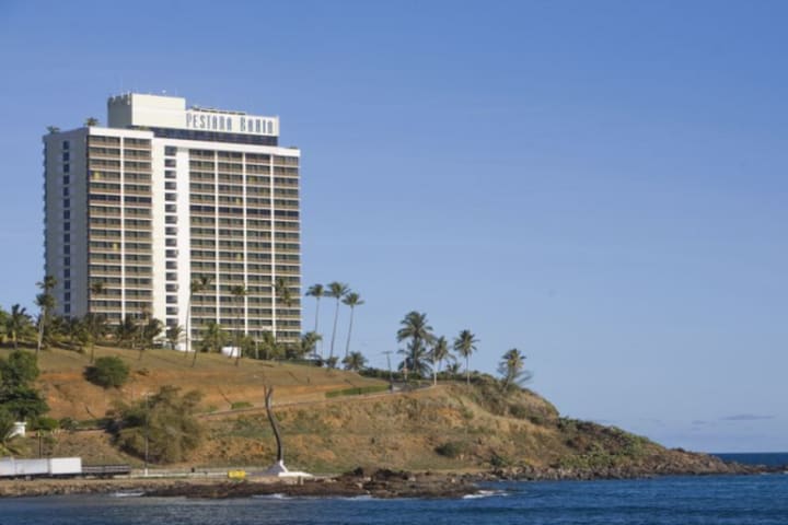 El hotel Pestana Bahia se encuentra a sólo unos metros del mar